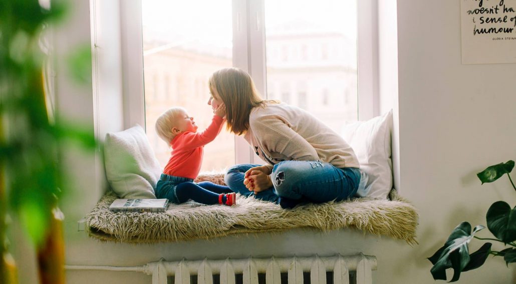 baby-bezaubernd-drinnen Mutter Kind Kur mit Kleinkind